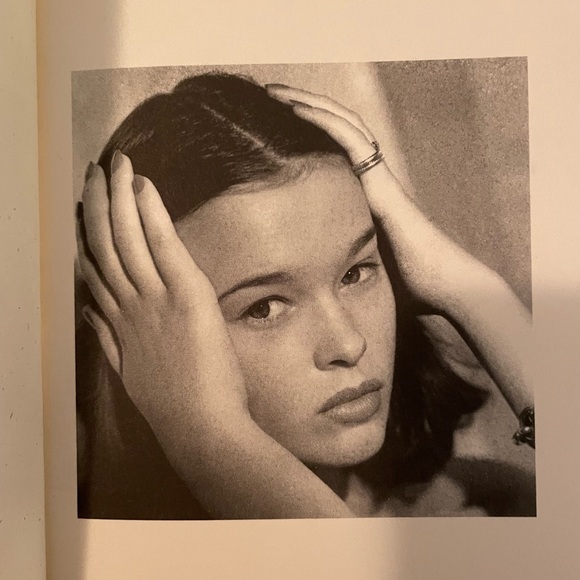 Signed Book - The Rainbow Comes and Goes by A. Cooper and G. Vanderbilt - Picture 7 of 7